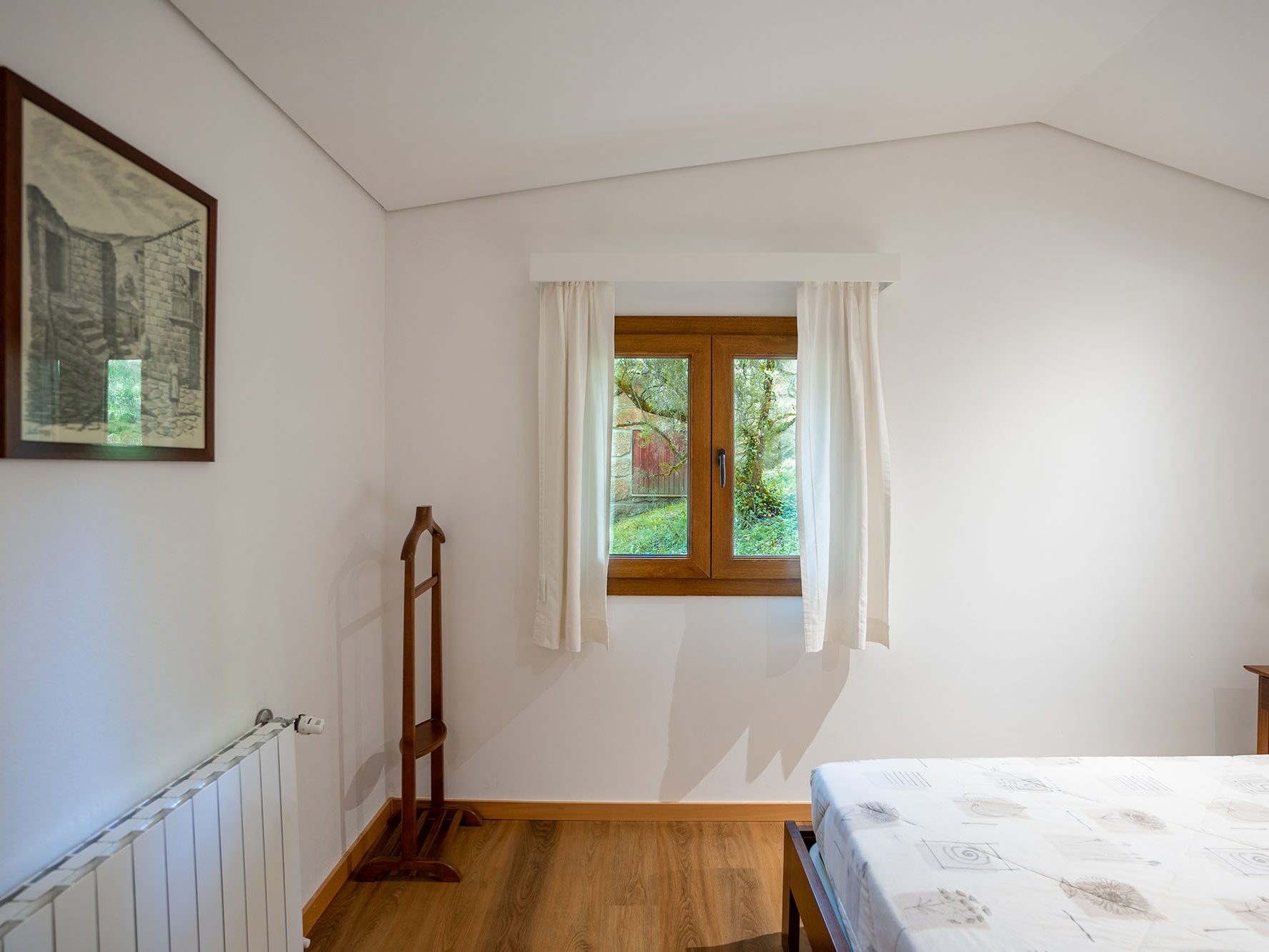 Parque Cerdeira T1 Interior Quarto