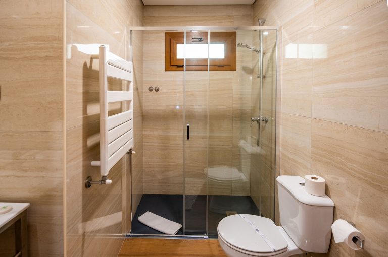 Parque Cerdeira T1 Interior Wc